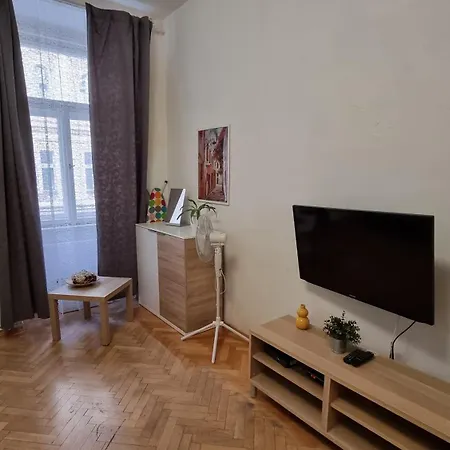 Apartamento Krakovska 20 *