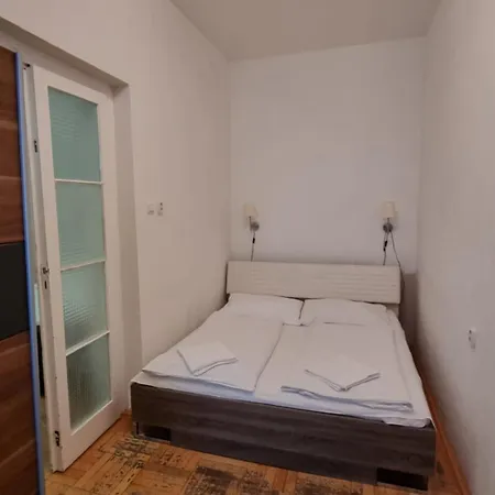 Apartment Krakovska 20