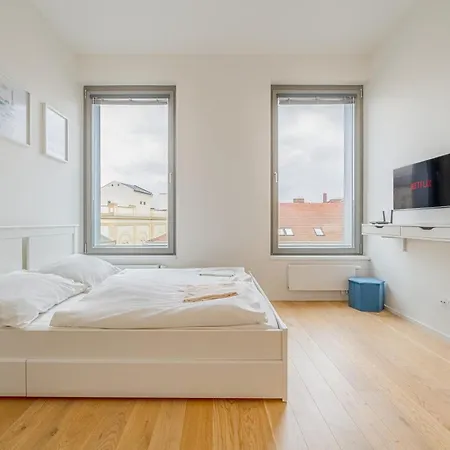 Apartment Silksuite By Rentez *