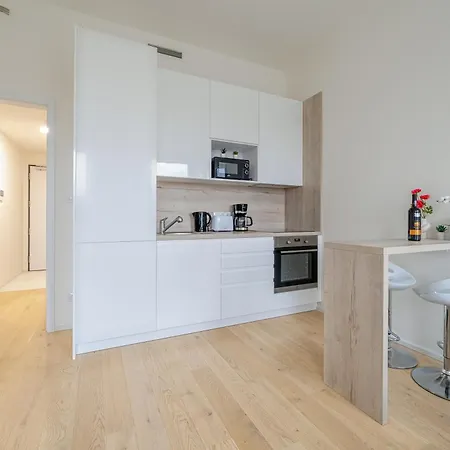 Silksuite By Rentez Apartment