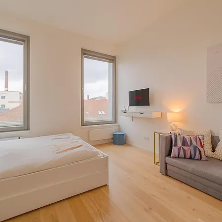 Silksuite By Rentez Apartment