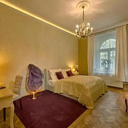 Amethyst * Prague