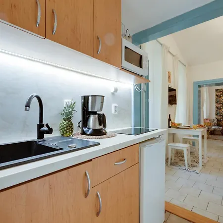 Siesta Apartment *