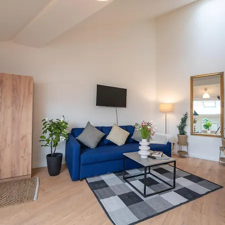 Retreat Downtown Apartmanhotel