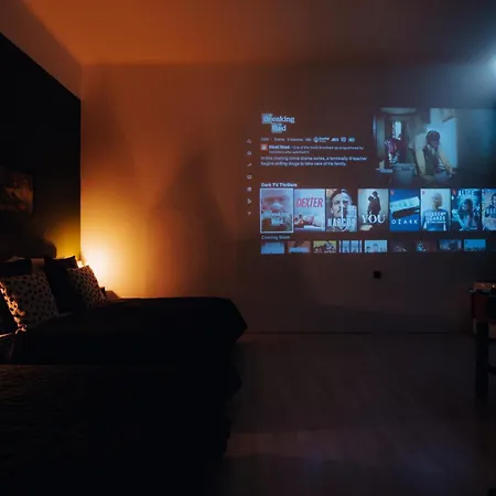 Cinema Billiard & Foosball - Centre Apartment Prague