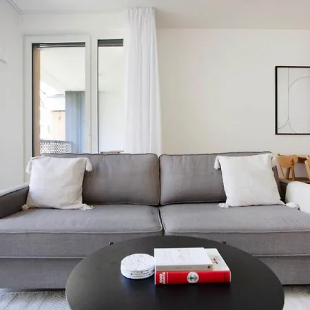 Blueground 7 Furnished With Balcony Prg-1 아파트