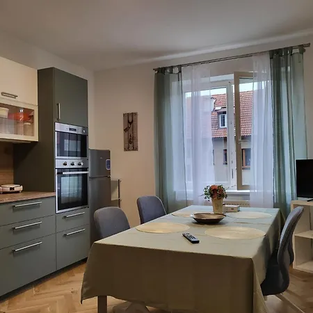 Apartment Spoon
