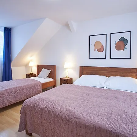 Wenceslas Square Aparthotel 4*