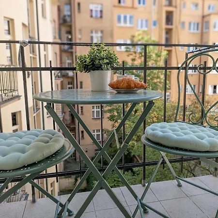 Apartment Days - 2bdr - 2 Balconies - Residential Area