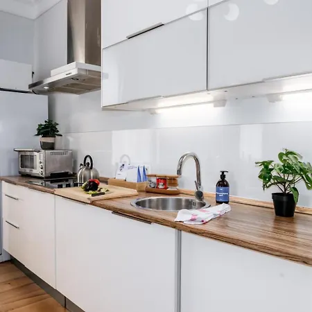 Days - 1bdr - Fireplace - Ac Apartment Prague