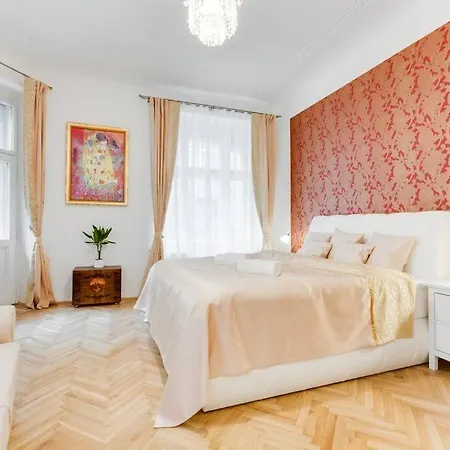 Apartment Days - 3bdr - Small Balcony - 2 Bathrooms - 90 Sqm