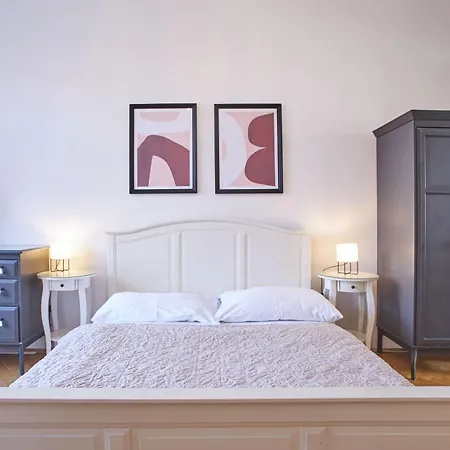 Aparthotel Charles Bridge Premium Residence 4*