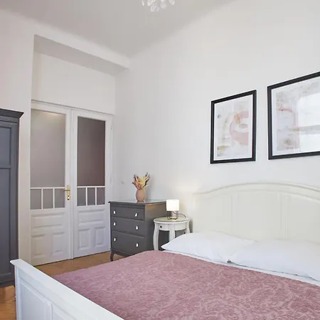 Charles Bridge Premium Residence