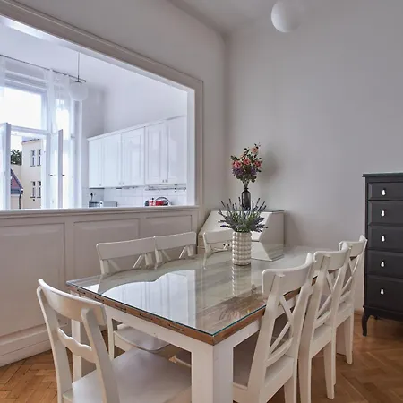 Charles Bridge Premium Aparthotel