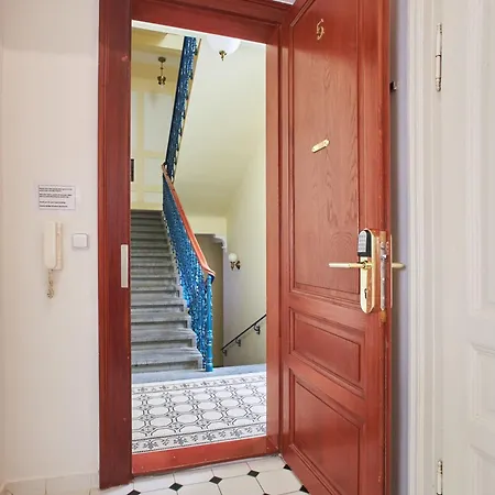 Aparthotel Charles Bridge Premium Residence Prague