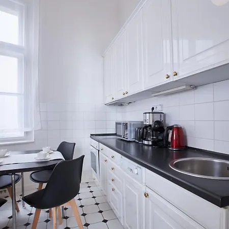 Aparthotel Charles Bridge Premium Residence 4*