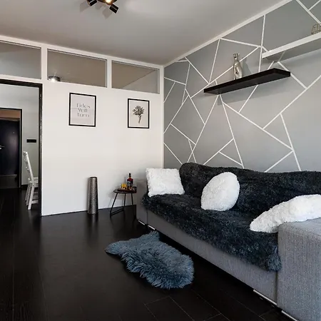 Apartment Penthouse Tiger Deluxe Prague