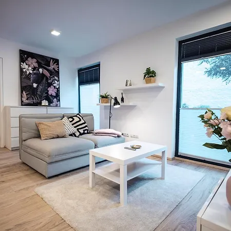 Luxury Angel With Terrace Apartmán *