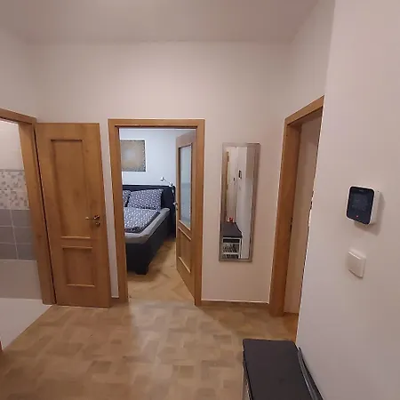Apartment Spoon