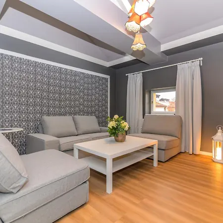 Royal Hotel apartamentowy 4*