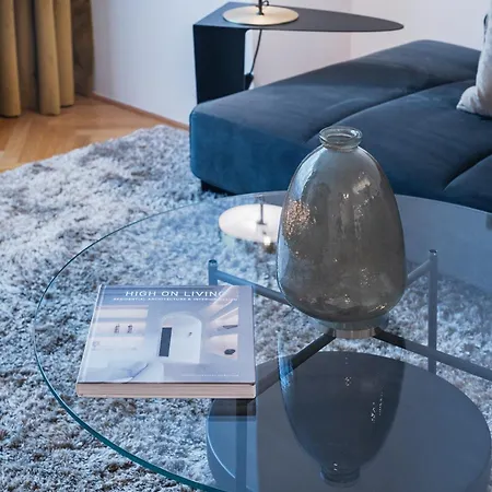 Apartment Days - Luxury In Hip Area - 