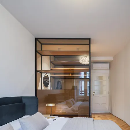 Apartment Days - Luxury In Hip Area - 