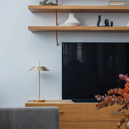 Days - Luxury In Hip Area - 
