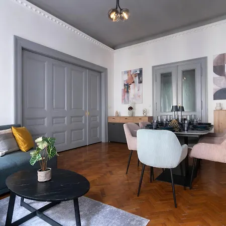 3 Bedroom Apartment Prague