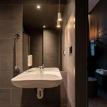 Zleep Hotel 3*