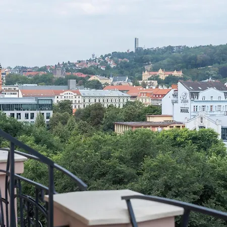 Apartment Days - Sunny Riverside With Terraces Prague