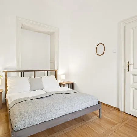 Prague Hostel Apartments * Praga