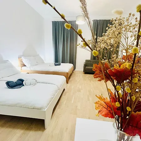 Cozy Design Right Next To Wenceslas Square Apartment