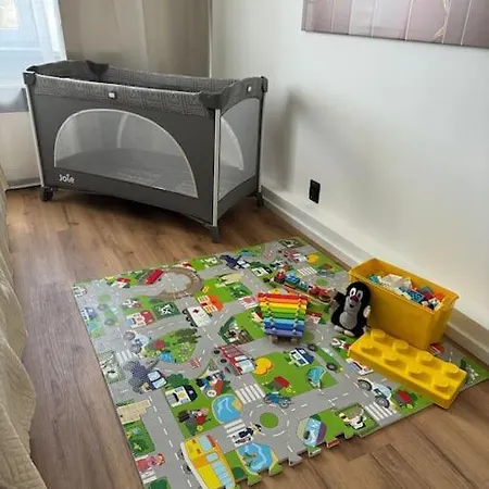 Spacious Flat Near Center Prague
