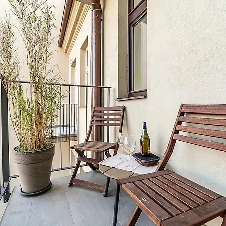 Apartment Amazing Two-bedroom With Terrace Prague