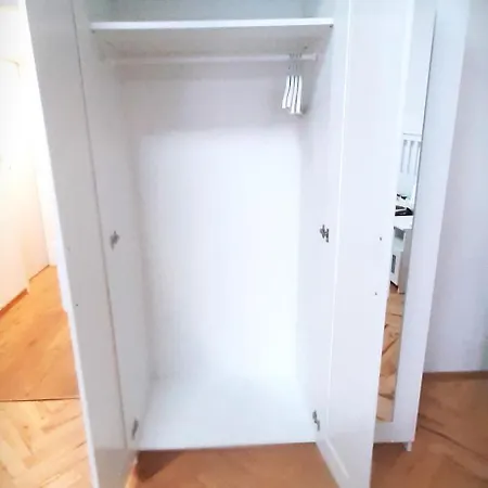 Apartment Arbes *