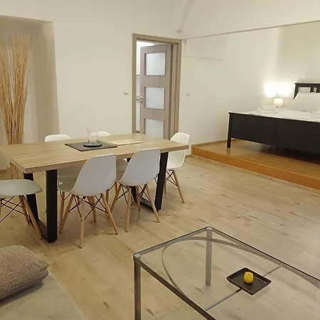 Betlem Apartment *