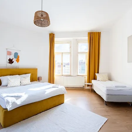 Tesnov Apartmanhotel