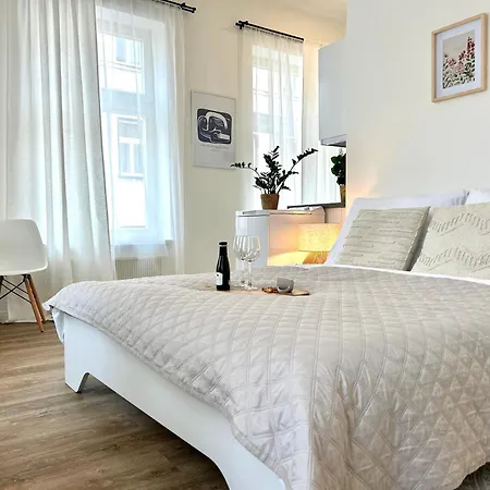 Treetess Centre Apartment *