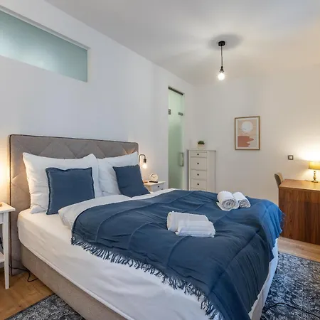 Peaceful & Cozy Living In Vysehrad With A Balcony Apartment