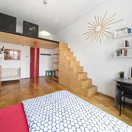 Mike's Huge Apartamento Praga