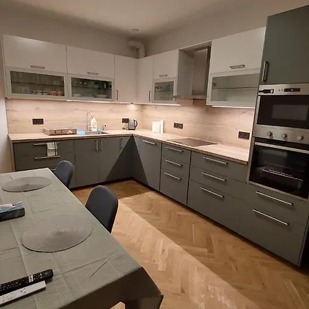 Spoon 1a Apartment *