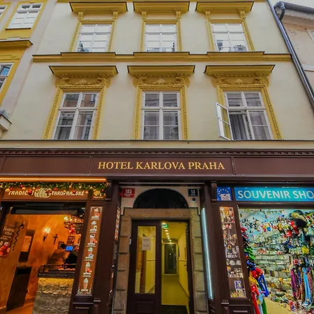 Karlova 4*