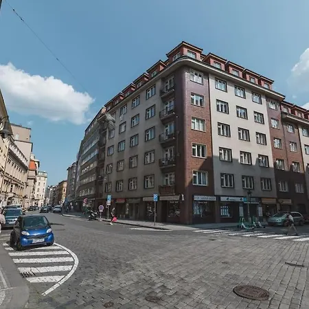 Benedikt Prague