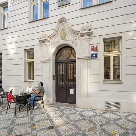 Apartment Days - Attic - Workspace - 100 Mbps Wi-fi - Park Nearby
