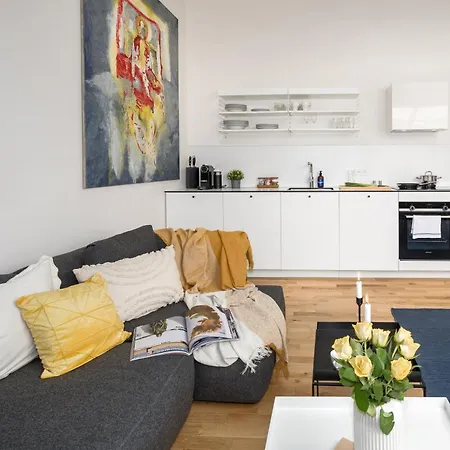 Apartment Days - Attic - Workspace - 100 Mbps Wi-fi - Park Nearby *
