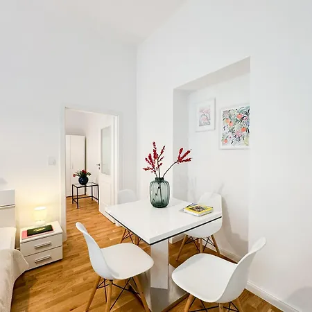 Apartment Turnkey I Wenceslas Square Prague