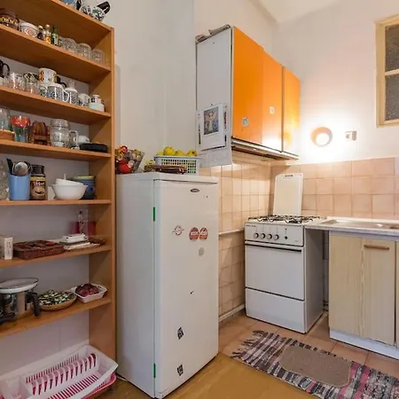Holiday home La Renardiere Aux 1000 Tresors - Privee Prague