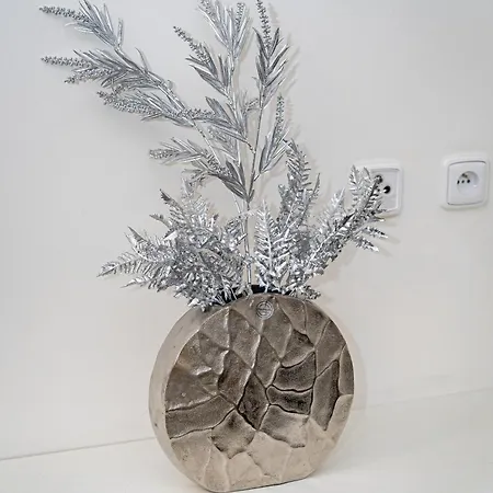 Apartment Kingdom Silver Deluxe