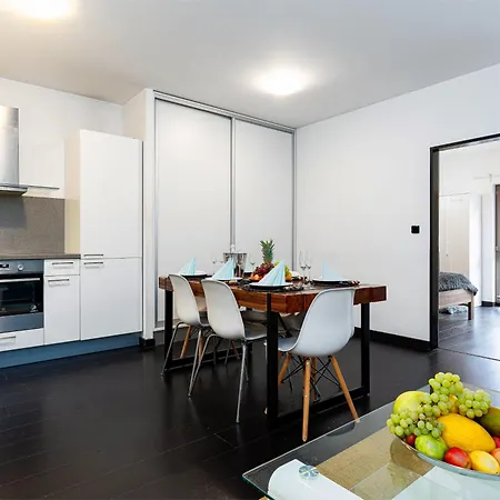 Kingdom Silver Deluxe Apartment *