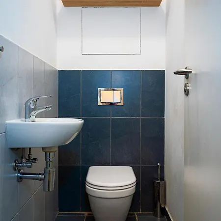 Kingdom Silver Deluxe Prague